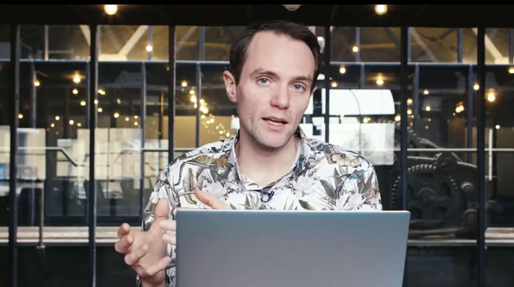 Cody the difference between a workflow and a sequence